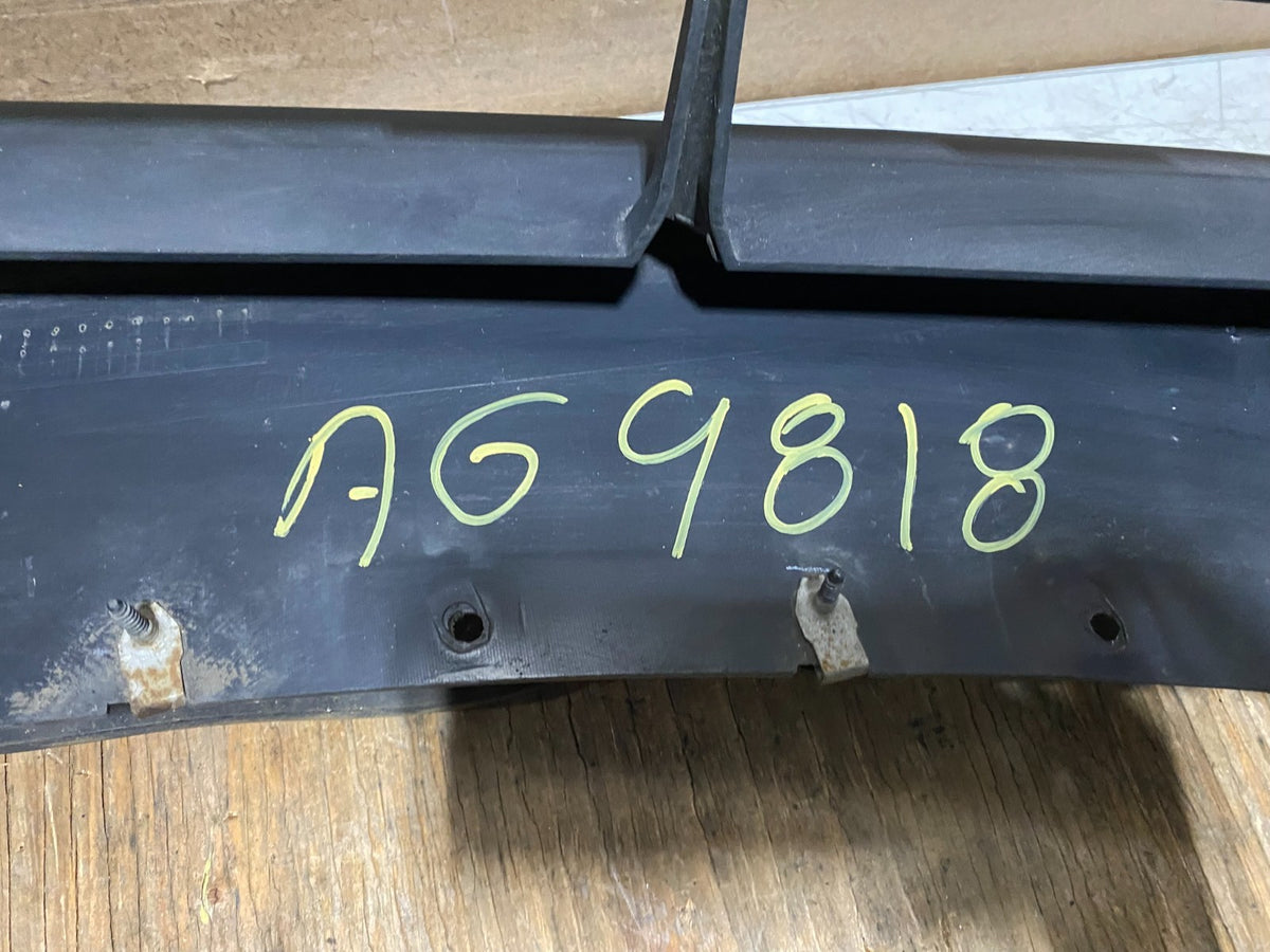 2016 to 2018 Chevrolet Malibu Front Lower Bumper Cover Facial Valance AG9818 PS9