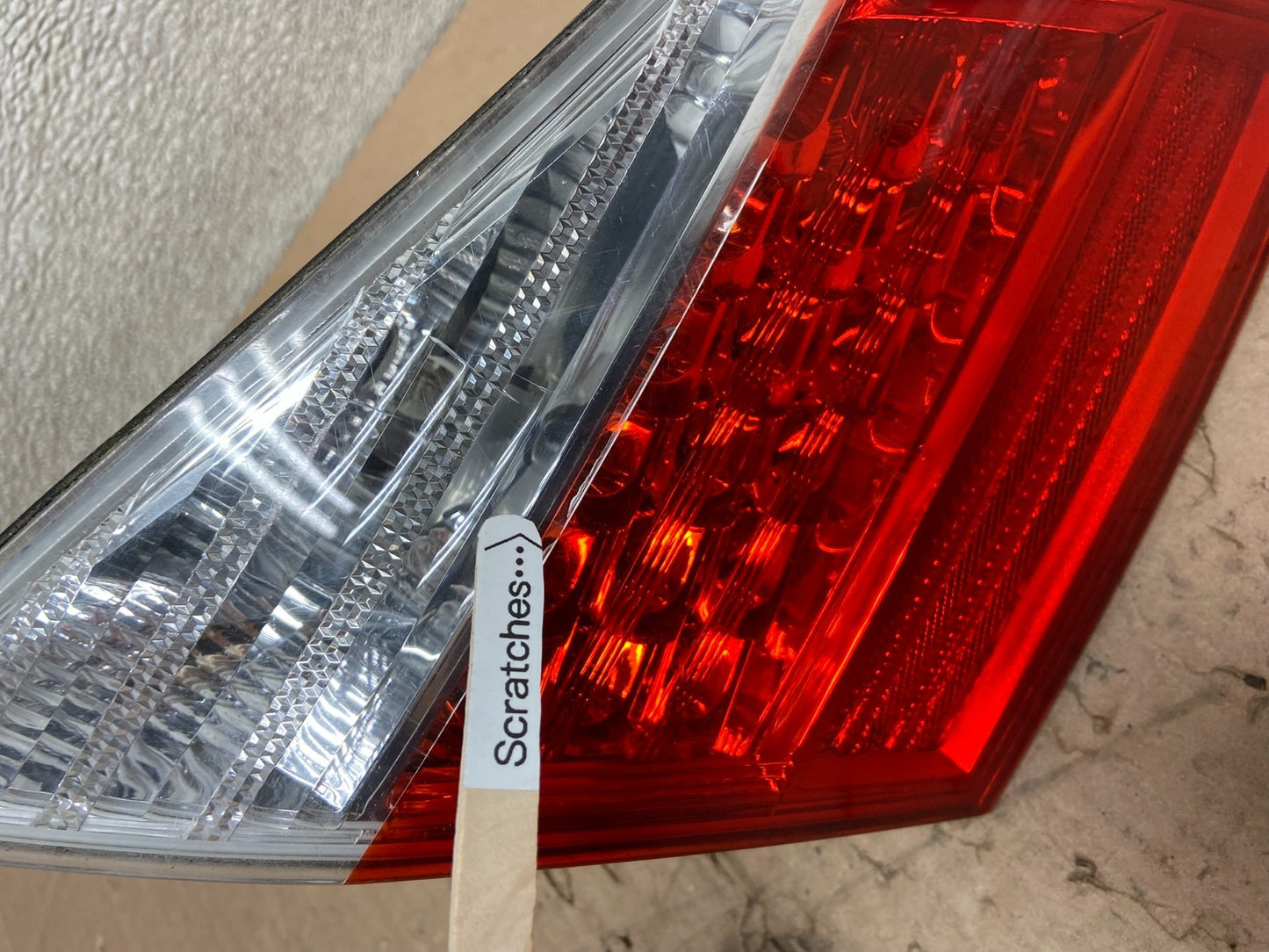 2009-2011 Hyundai Genesis Sedan Left Driver LH Inner LED Tail light Y0232 DW3