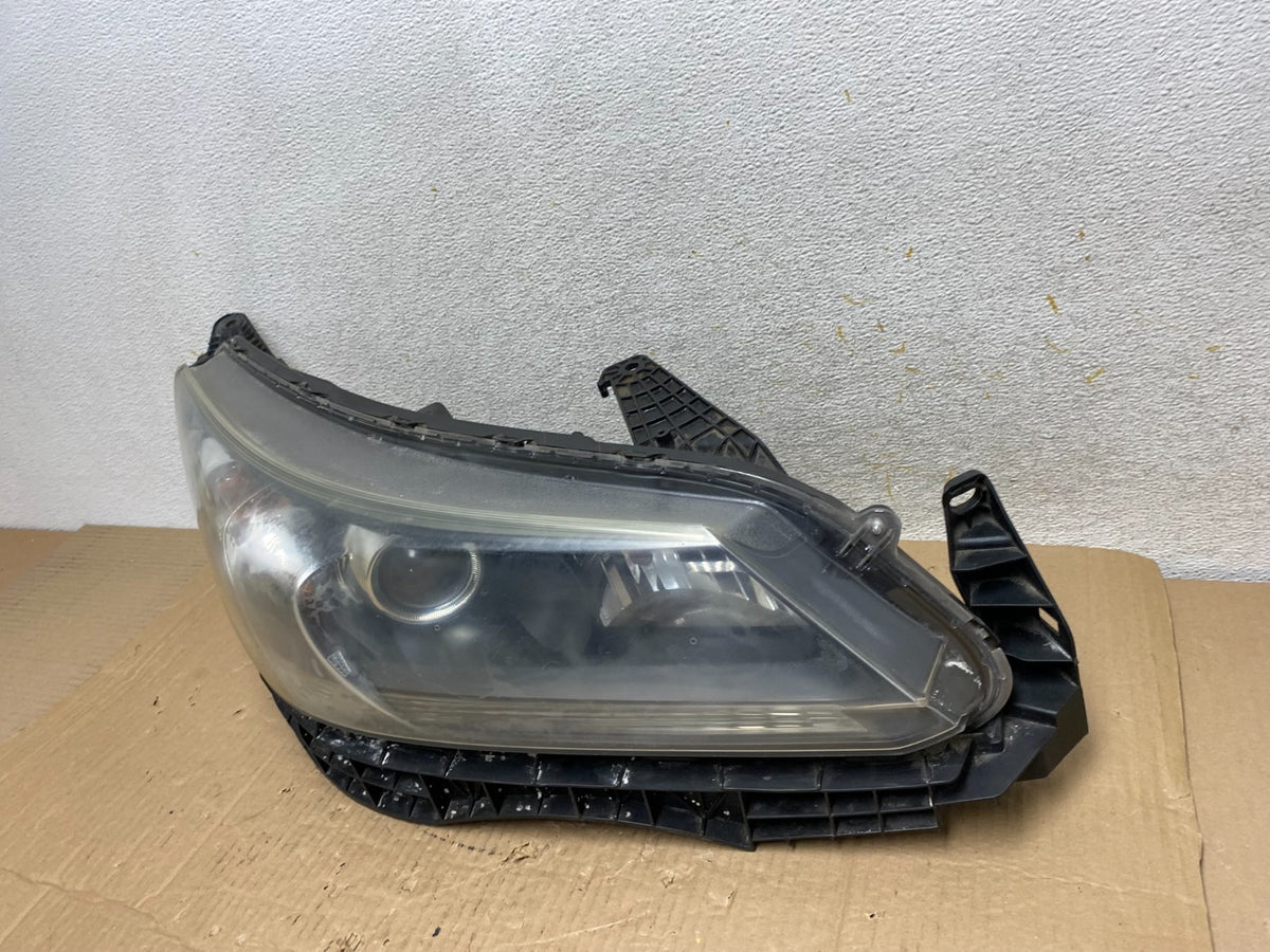 2013 to 2015 Honda Accord Sedan Headlight Right Passenger RH Side AI1279 DW1
