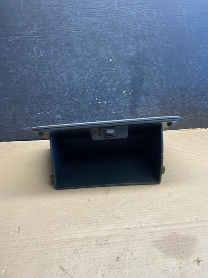 2008 to 2011 Ford Focus Front Right Passenger Storage Glove Box AH1574 DG3