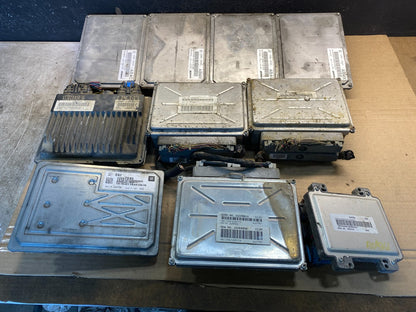 Mix of 10 Chevrolet ECM Engine Computer Module AE01160