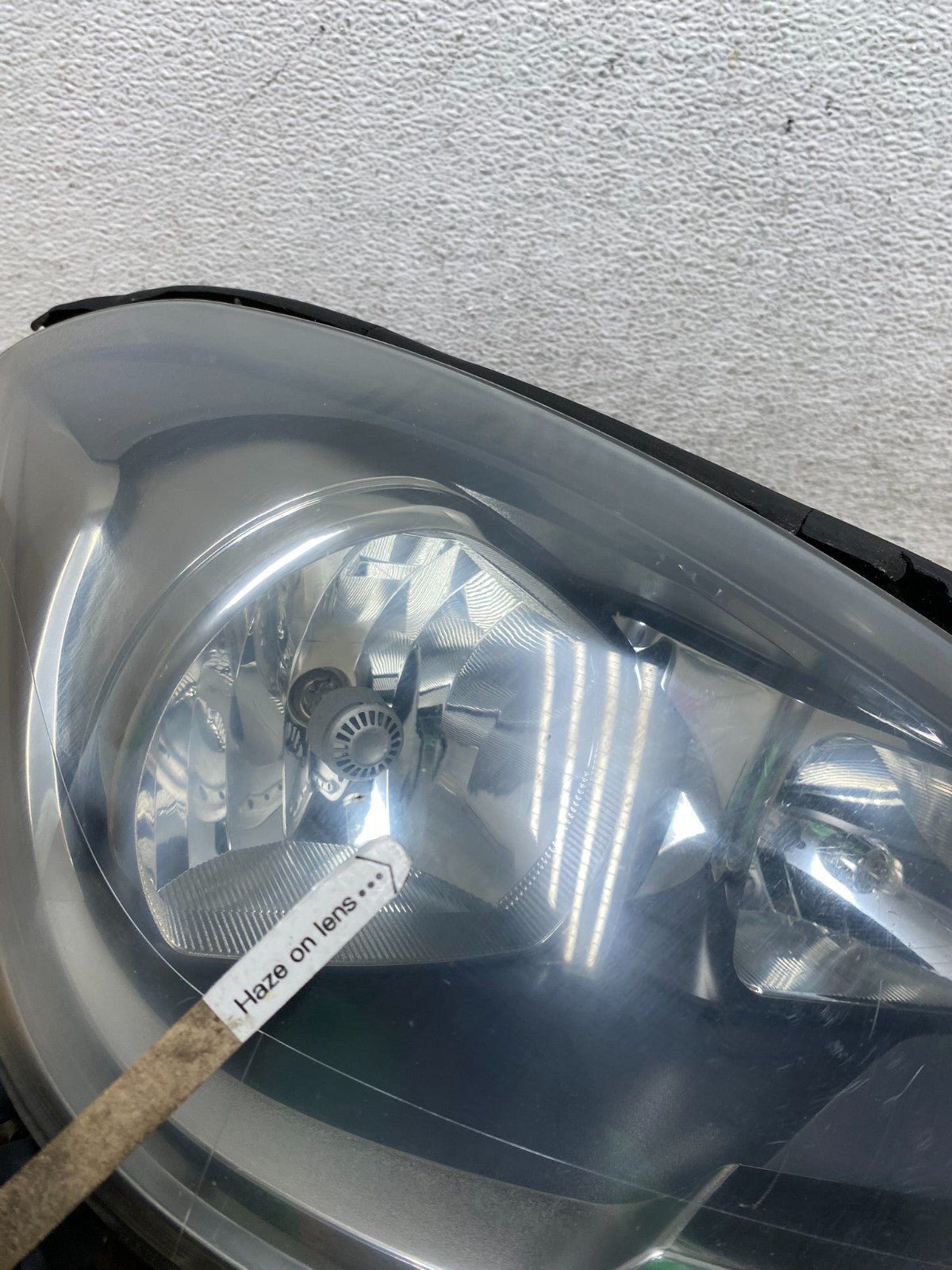 2012 to 2015 Mercedes Benz C250 Coupe Right Passenger Side Headlight AE3222 DG4