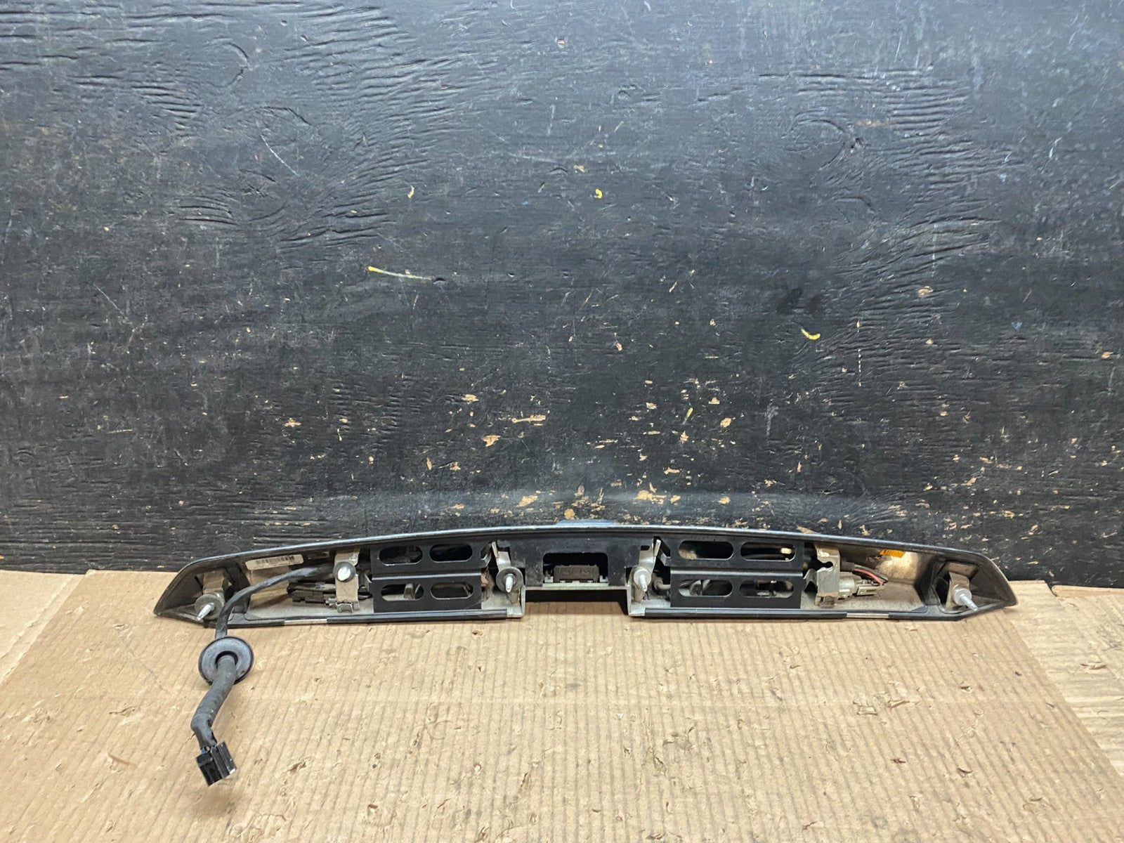 2010-2015 Chevrvolet Equinox Rear Liftgate Garnish Chrome Trim W/Camera W6197 DG7