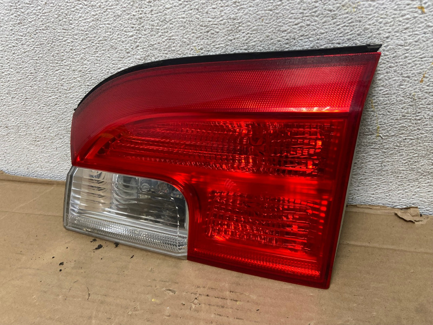 2010 - 2017 GMC Terrain Tail Light Inner Right Passenger Rh AG9207 LK2