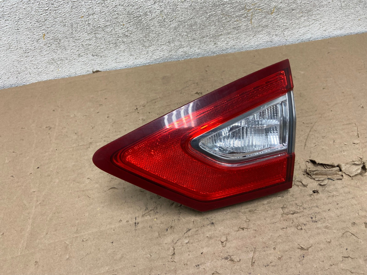 2013 to 2016 Ford Fusion Right Passenger RH Side Tail Light Inner AI1133 LK0