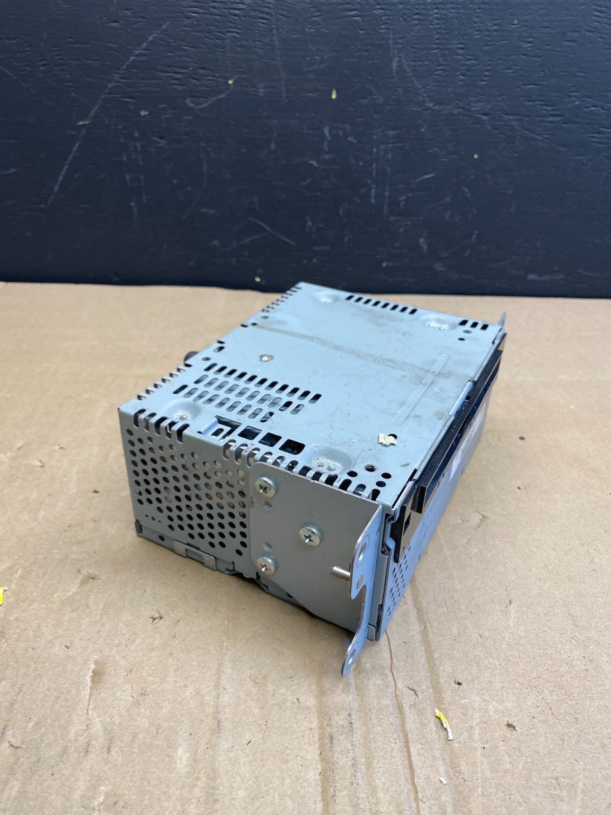 2018 to 2019 Ford Explorer Audio Equipment Radio Receiver AM FM CD AB8769 DG1
