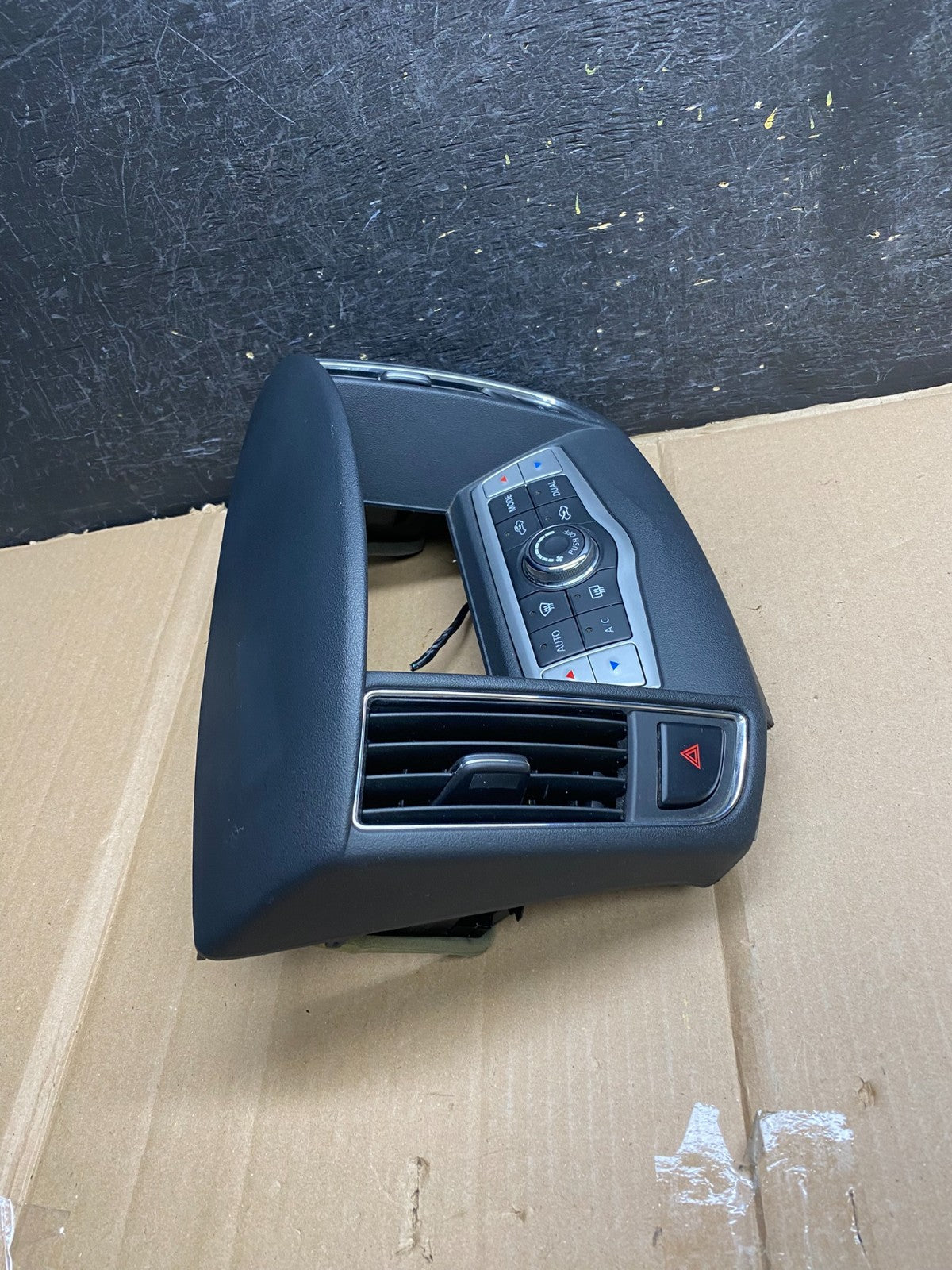 2009-2014 Nissan Maxima Center Console Climate Control Radio Bezel AH5234 DW1
