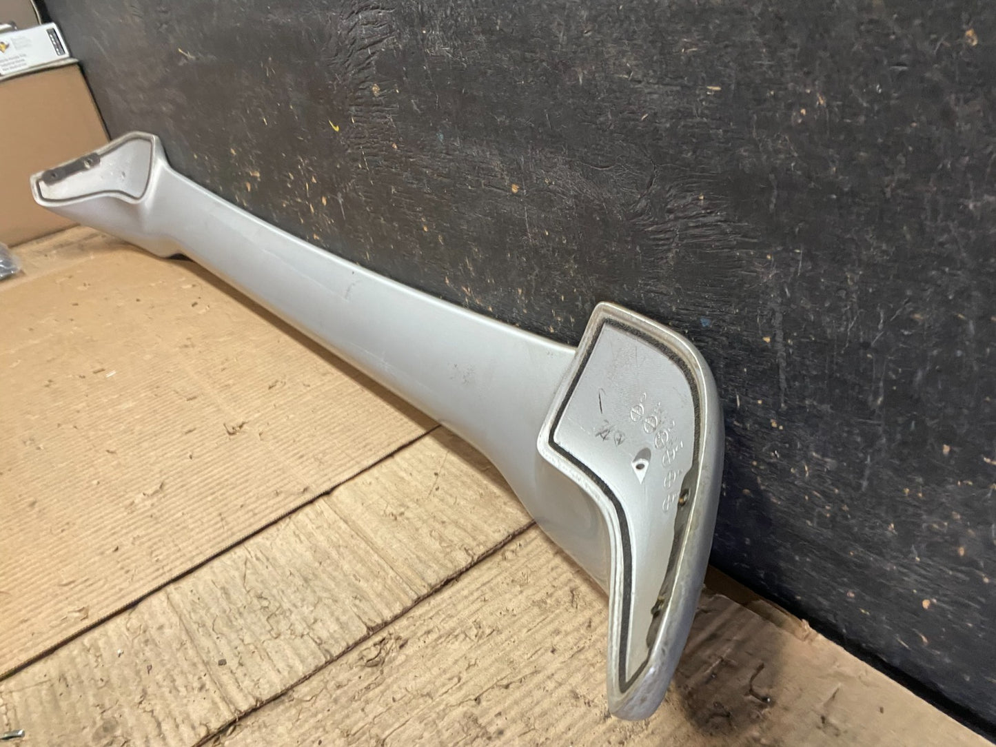 2001-2006 Mazda Tribute Rear Trunk Lid Tail Gate Lift Gate Spoiler OEM w5796 DG9