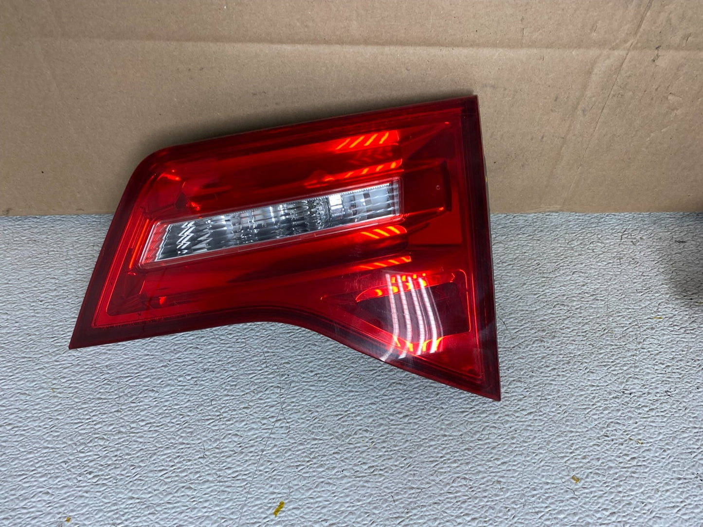 2007 2008 2009 Acura Mdx Right Passenger Rh Side Inner Tail Light Oem I4200 DW0