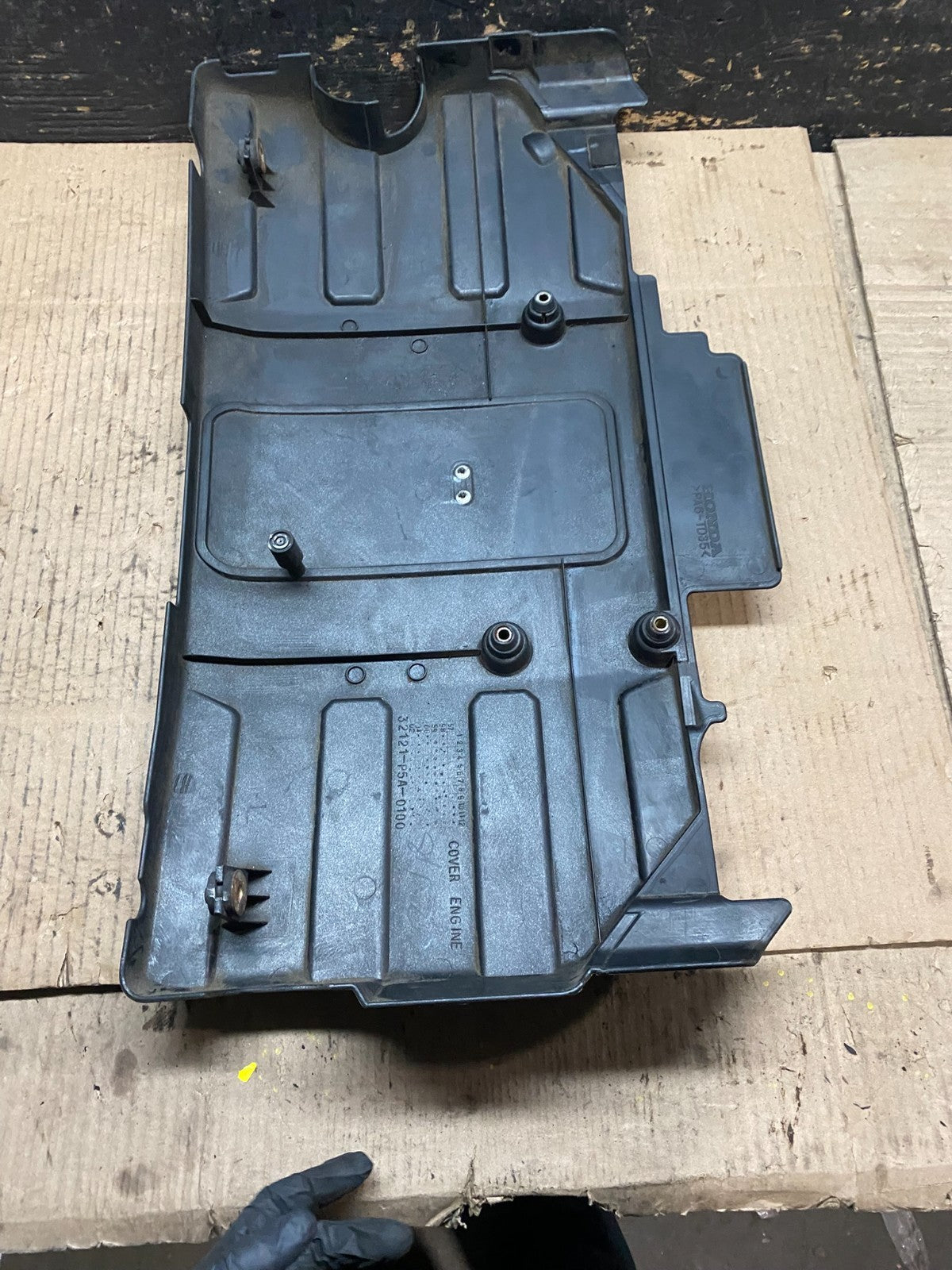 1999-2004 Acura RL 3.5L Engine Motor Cover Plastic Trim OEM w5607 DG7