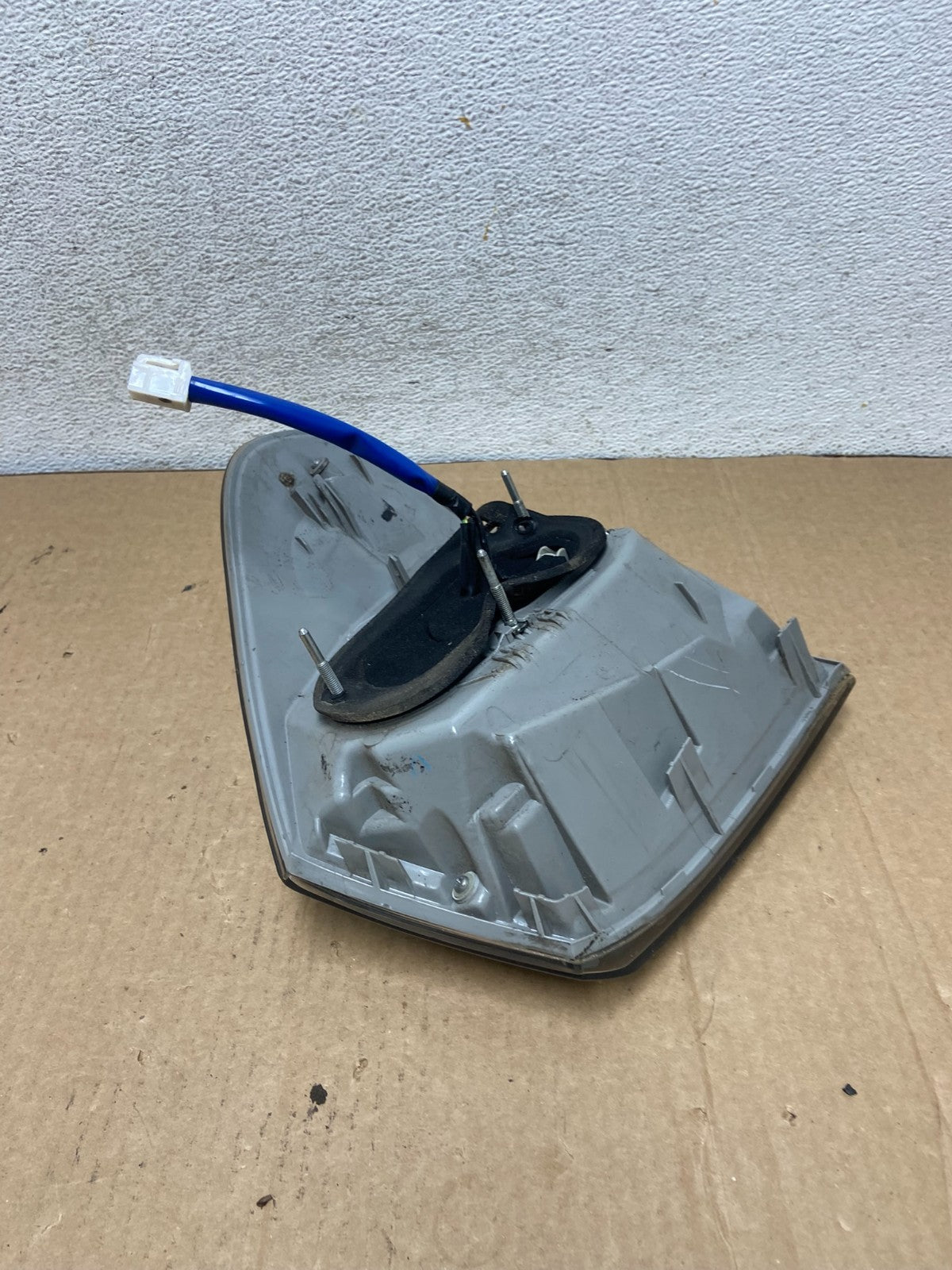2006 to 2007 Lexus RX400H Left Driver LH Side Tail Light AG2022 DW6