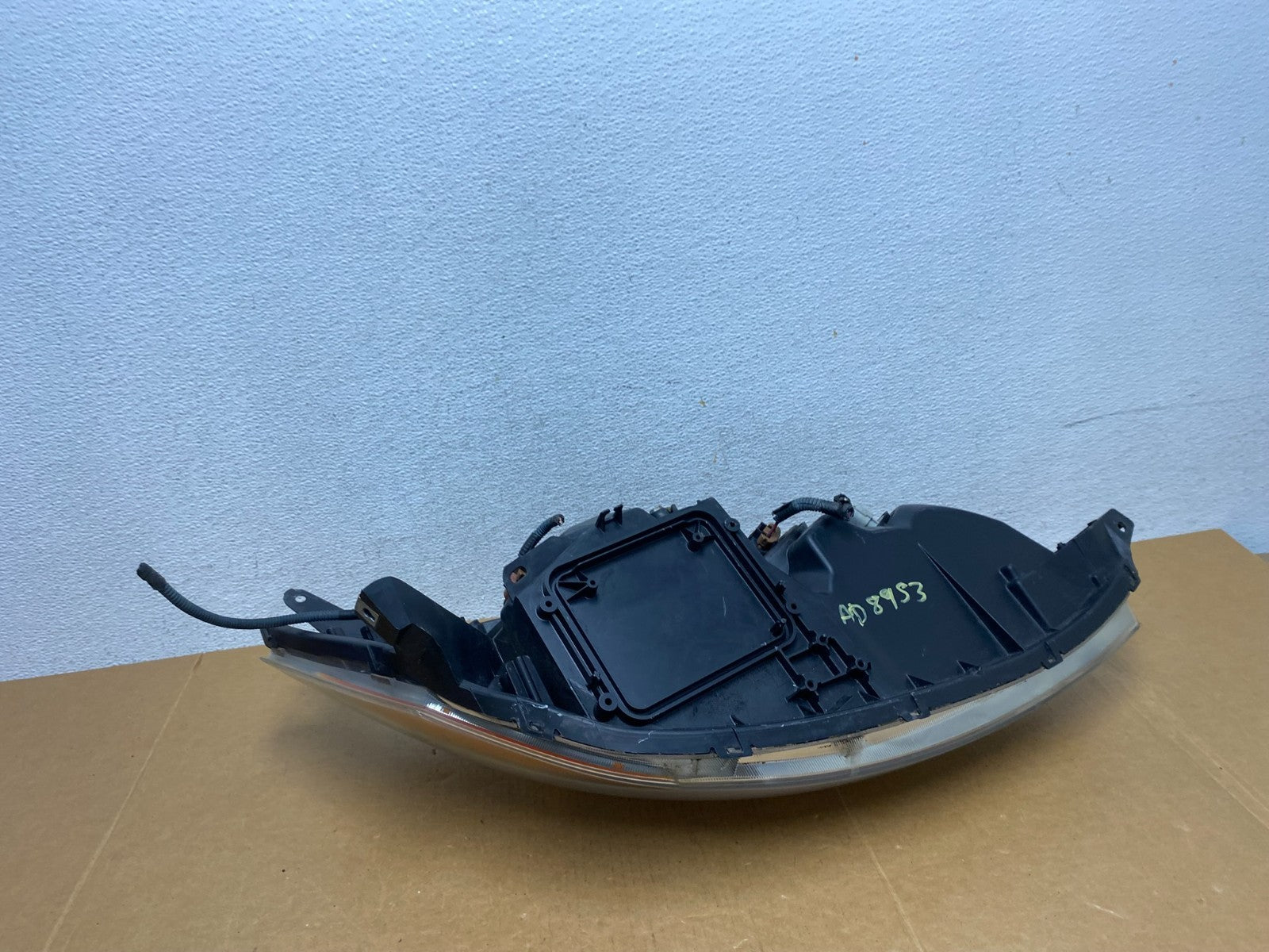 2006 to 2010 Toyota Sienna Left Driver Lh Side Headlight Halogen AD8953 DW7