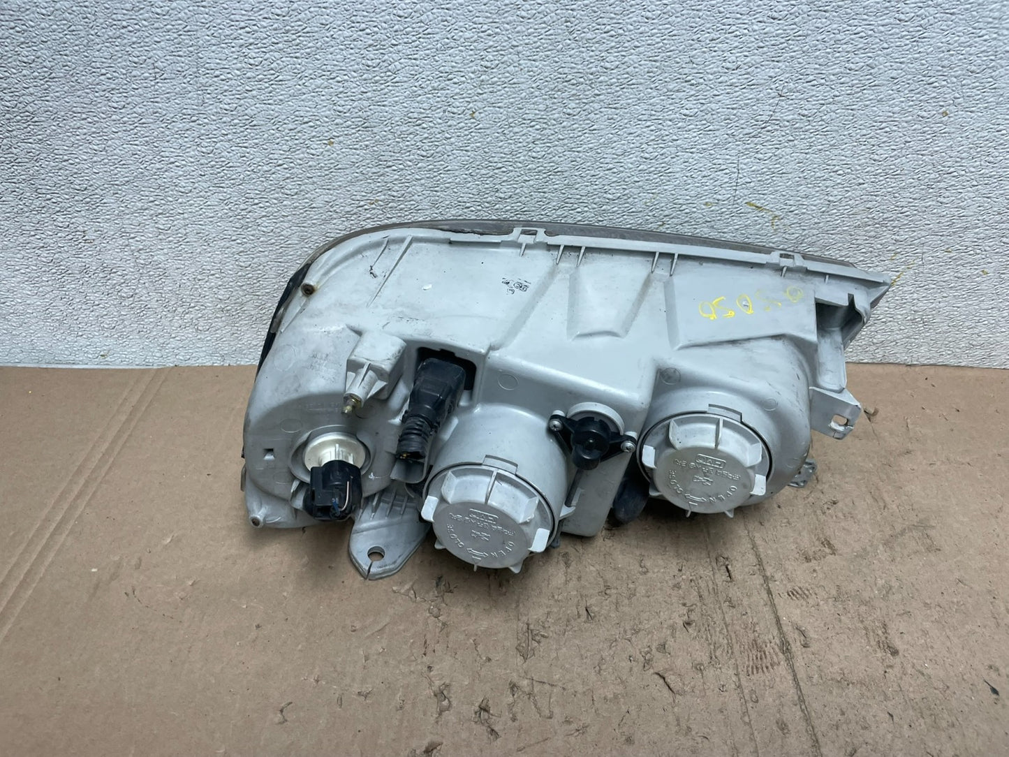 2001 2002 2003 Hyundai XG350 XG Right Passenger Headlight Halogen Oem Q5050 DW12