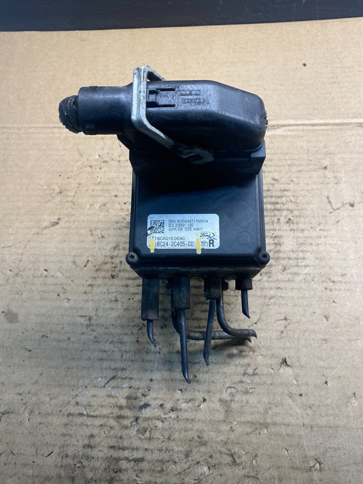 2011 - 2014 Ford E250 E350 Van  ABS Anti Lock Brake Pump Module Oem ab7356 DG0
