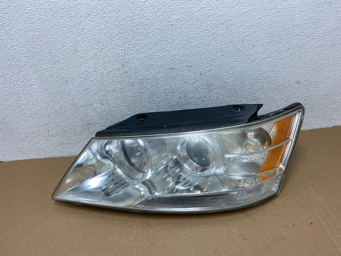 2009 - 2010 Hyundai Sonata Left Driver LH Side Headlight Halogen AD7859 DW0
