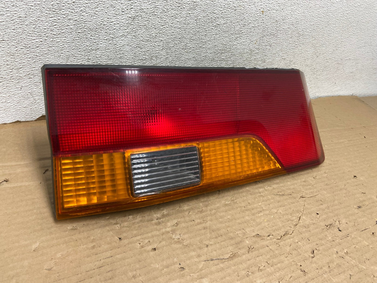 2002 2003 2004 Honda Odyssey Left Driver LH Side Tail Light Inner AG8256 LK1