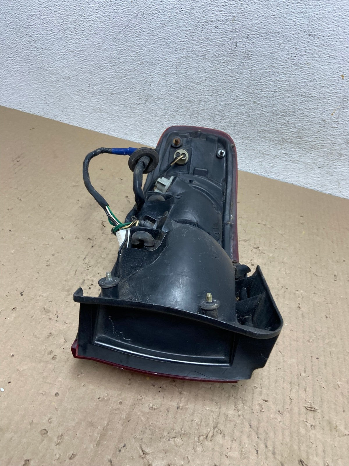 1995 - 1996 Toyota Camry Sedan Right Passenger Tail Light Lamp AE9834 LK8