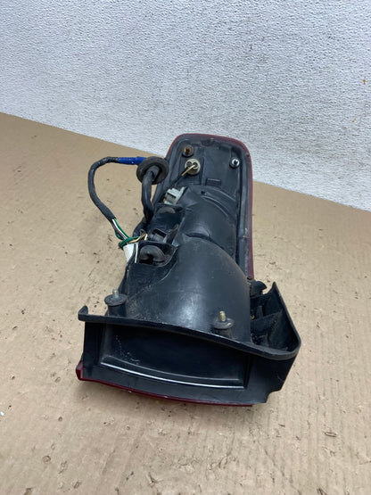 1995 - 1996 Toyota Camry Sedan Right Passenger Tail Light Lamp AE9834 LK8