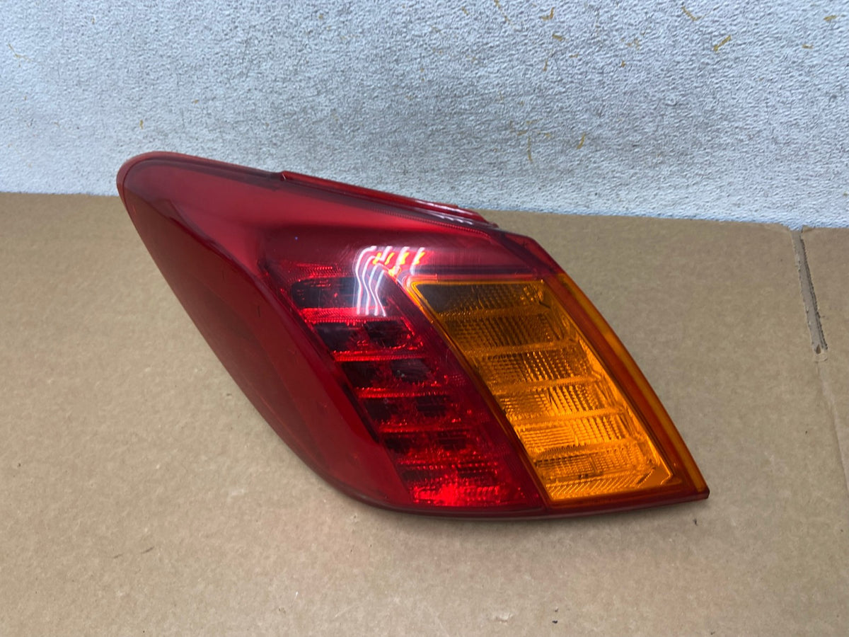 2009 2010 Nissan Murano Left Driver Lh Side Tail Light AI2581 LK1