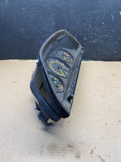 1986-1991 Mercedes W126 E300 Instrument Cluster Speedometer r2530 DG1