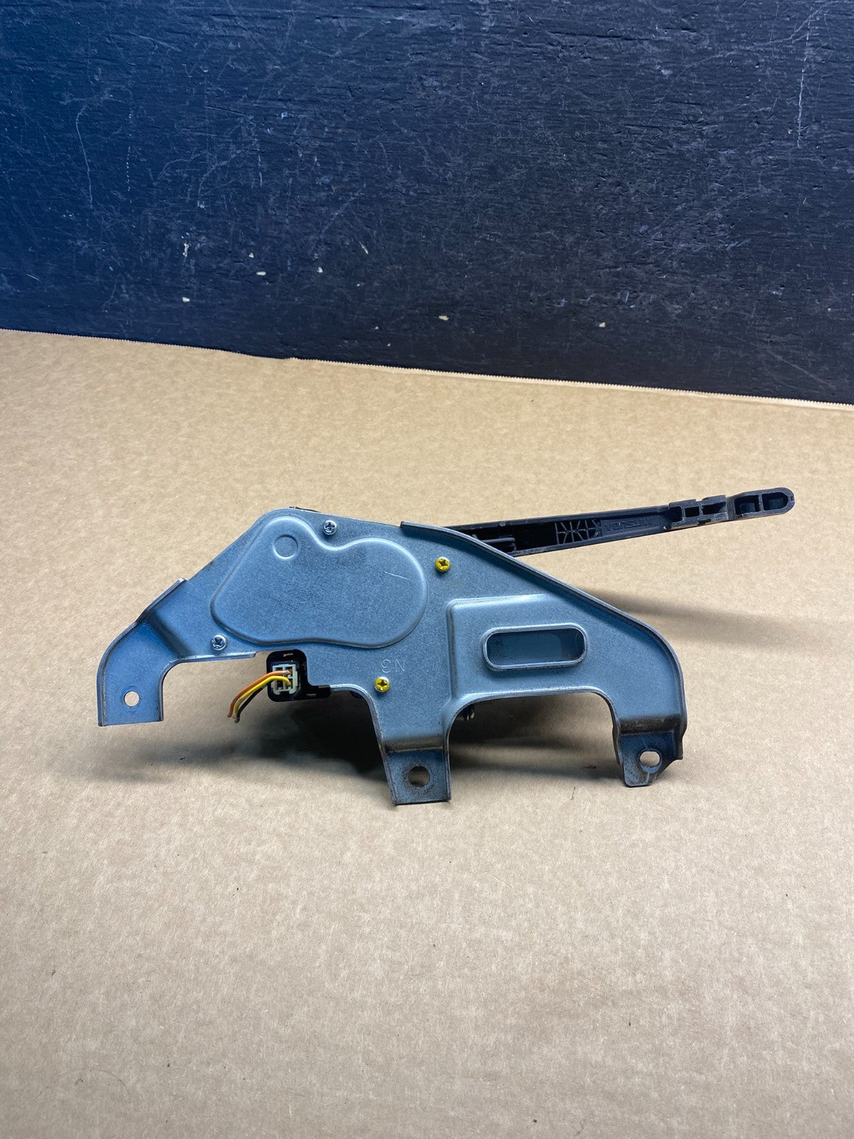 2007 to 2013 Suzuki SX4 Hatchback Rear Wiper Motor AF42096