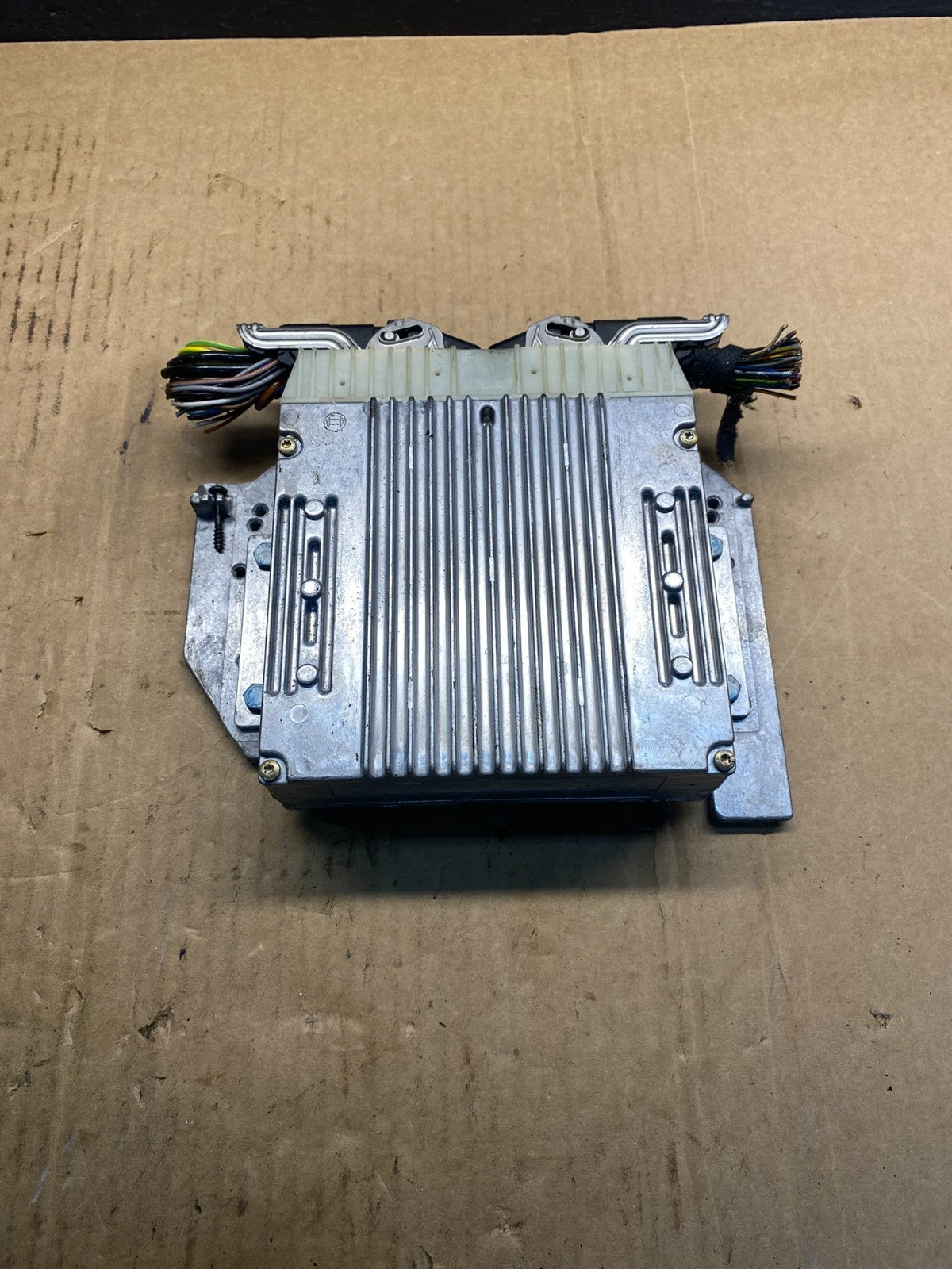 1996 - 1998 Mercedes R129 SL500 S500 ECU ECM Engine Control Module AC7845 DG0