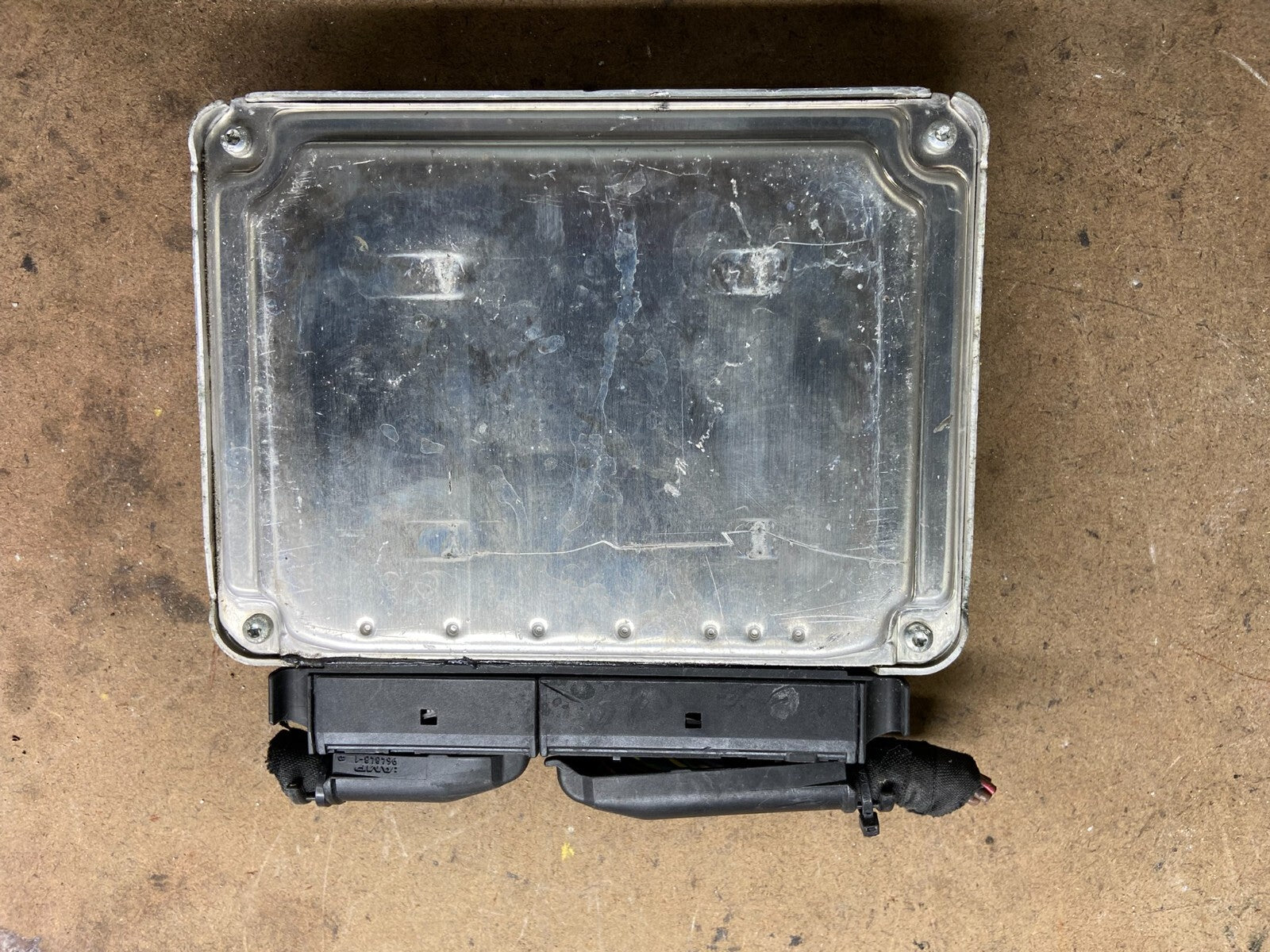 2006 Audi A8 4.2L Engine Computer Module 4E0 910 560 P M9149 DG1