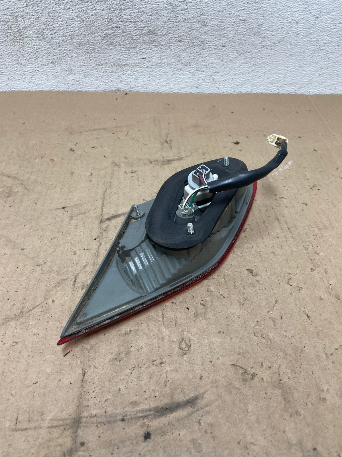 2005-2010 Toyota Avalon Left Driver LH Side Tail Light Inner AG4870 LK5