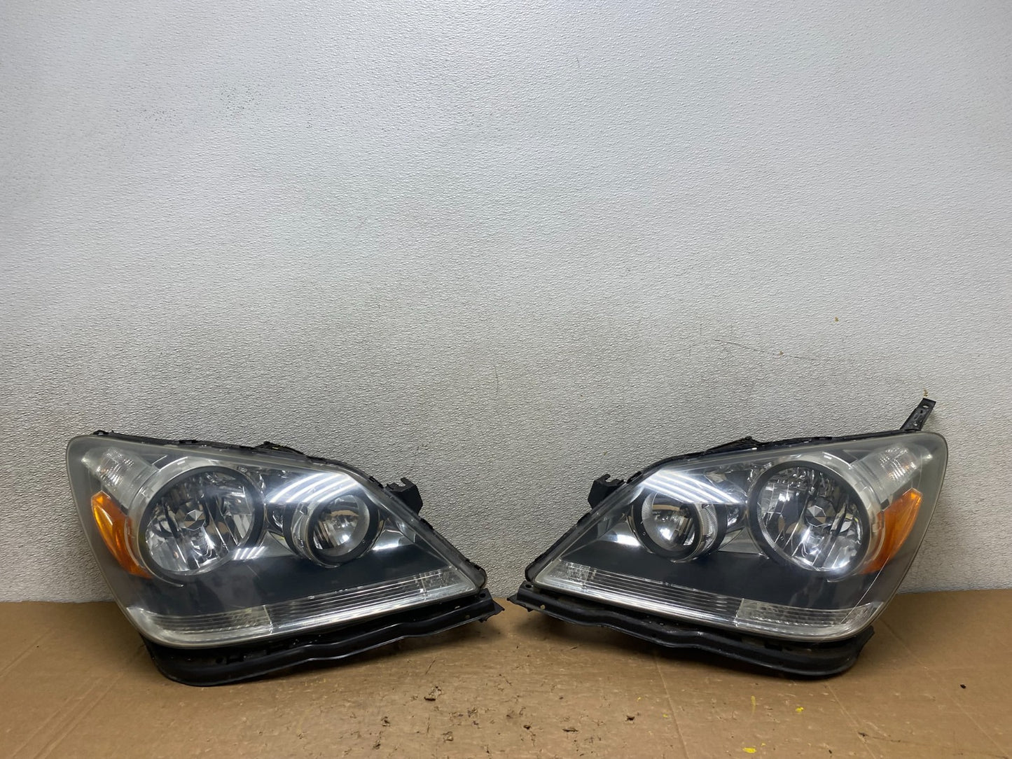 2005 2006 2007 Honda Odyssey Left+Right Set Halogen Headlights V6255 DW0