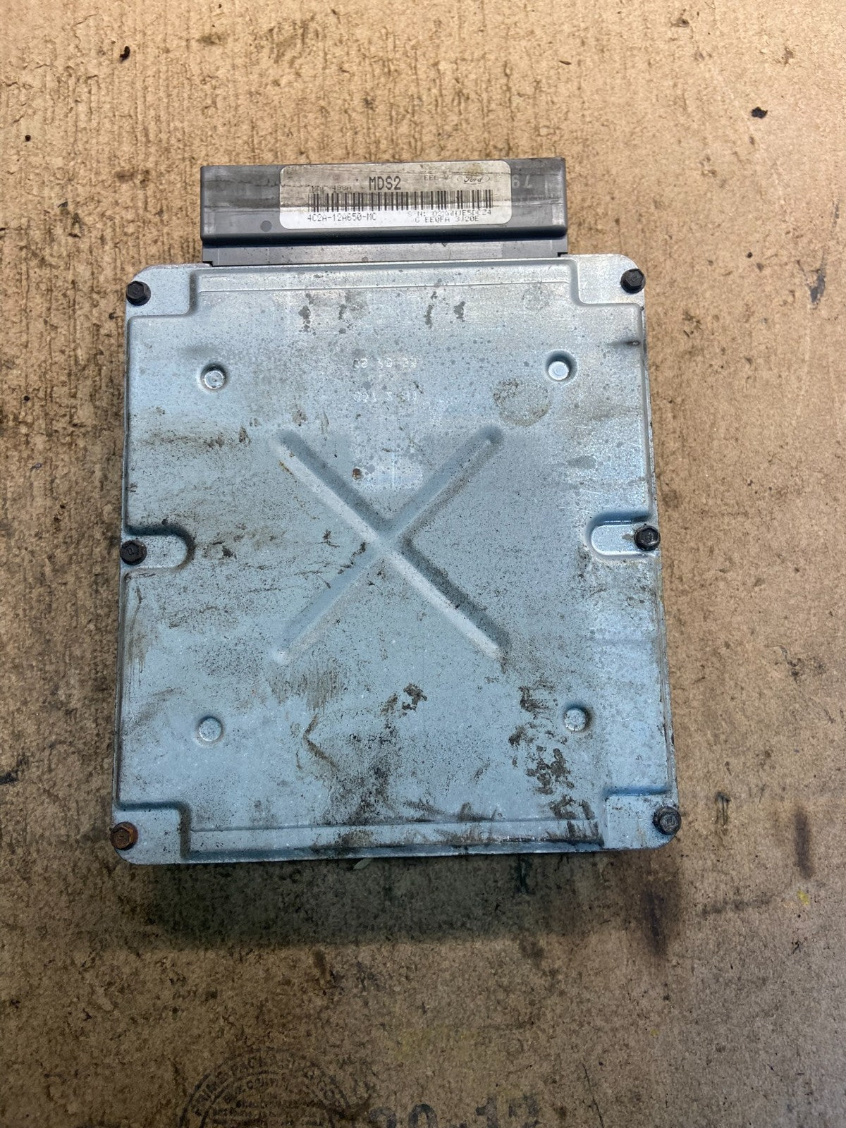 2004 Ford Van E250 4.6L Engine Control Module 4C2A-12A650-MC Z8920 DG0