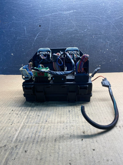 2011 2014 Dodge Durango Grand Cherokee  Fusebox Fuse Box Relay Module AA7756  DG1