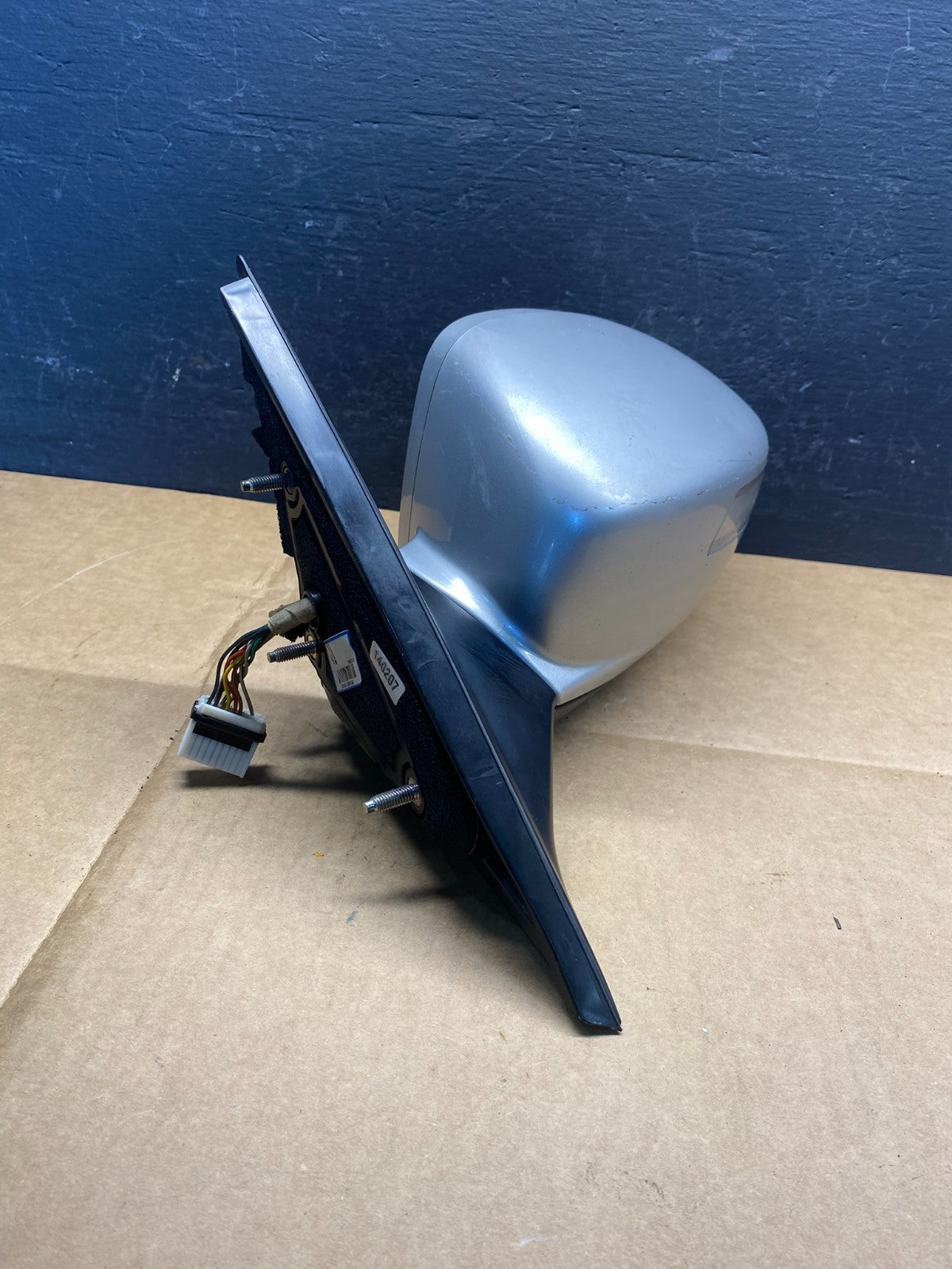 2009 to 2014 Hyundai Genesis Sedan Left Driver Turn Signal Door Mirror AD3550 DW1