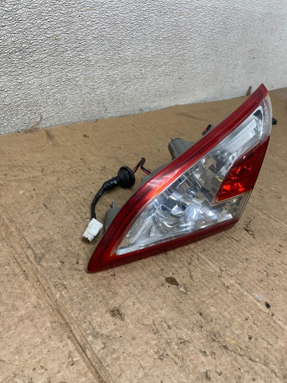 2011-2014 Nissan Murano Right Passenger RH Side Inner Tail Light Oem AA36062