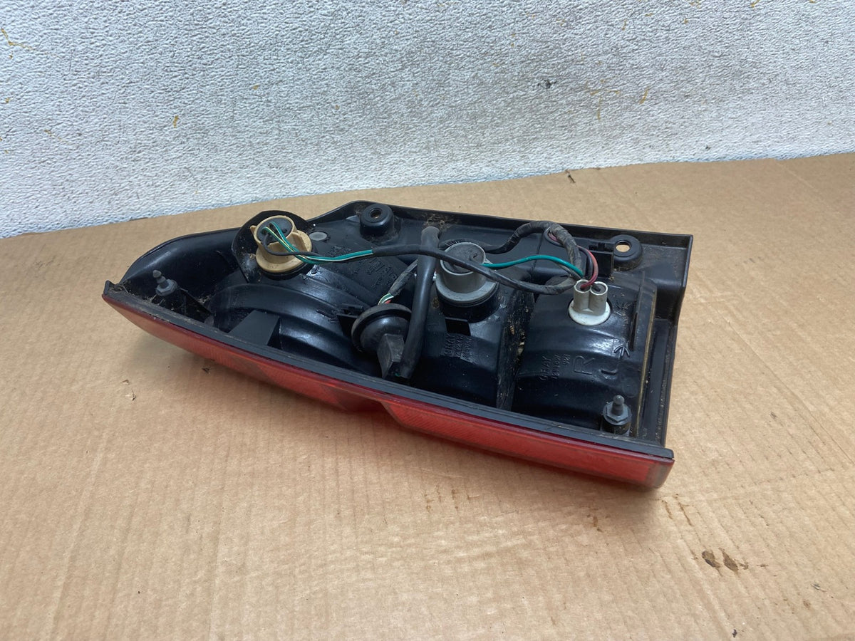 2005 to 2012 Nissan Pathfinder Right Passenger RH Side Tail Light AI6908 LK4