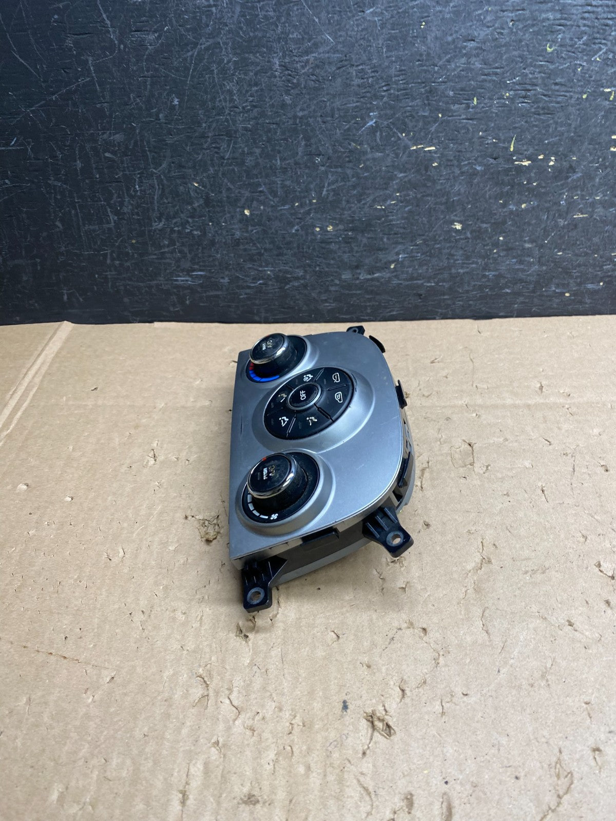 2010 2011 2012 Hyundai Santa Fe Automatic Climate AC Heater Control OE AJ1372 DG1