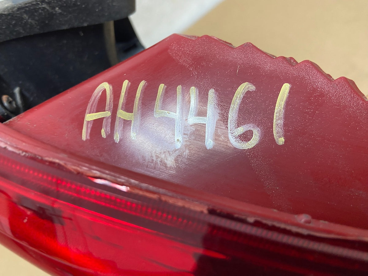 2007 2008 2009 2010 2011 2012 Kia Rondo Right Passenger Tail Light AH4461 DW6