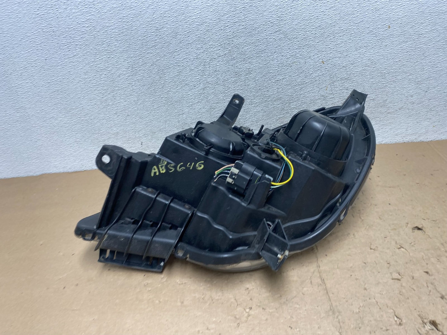 2010 - 2015 Chevrolet Equinox Halogen Headlight Right Passenger Side AG5646 DW9