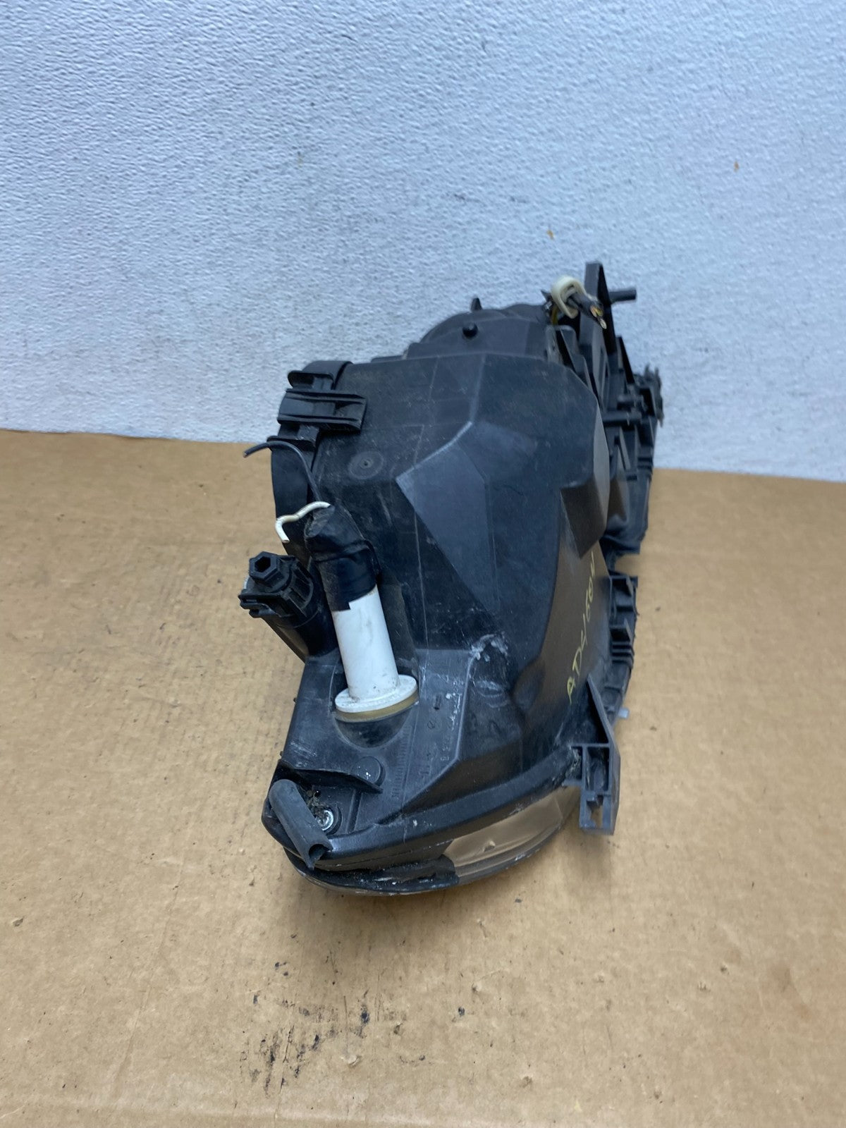 2004 2005 2006 BMW 3 E46 Coupe Left Driver LH Halogen Headlight AD4604 DW9