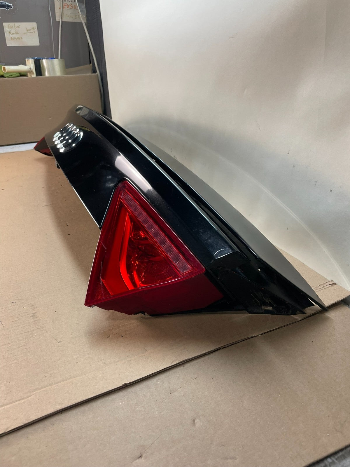 2012 to 2015 Audi A7 Rear Liftgate Trunk Lid Molding Trim AI4172 PS1