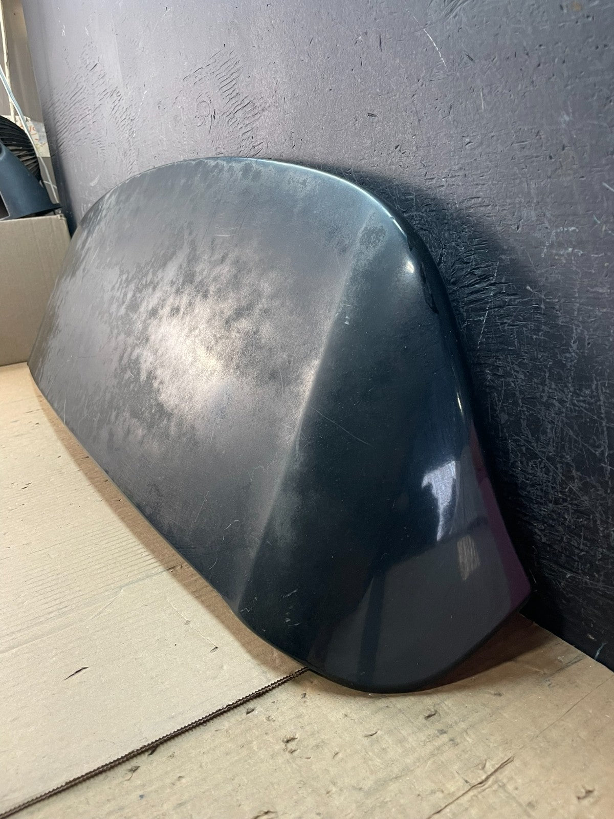2004 to 2009 Lexus RX350 Rear Trunk Lid Tail Gate Lift Gate Spoiler OE AD5803 DG1