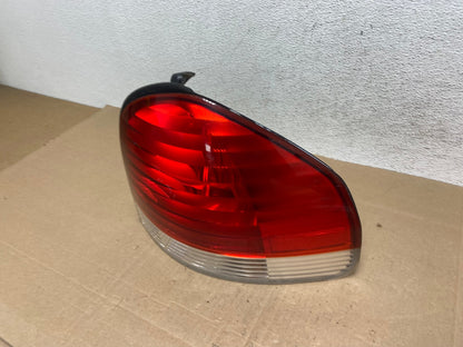 2005 to 2006 Hyundai Santa Fe Right Passenger Rh Side Tail Light AE4956 LK1