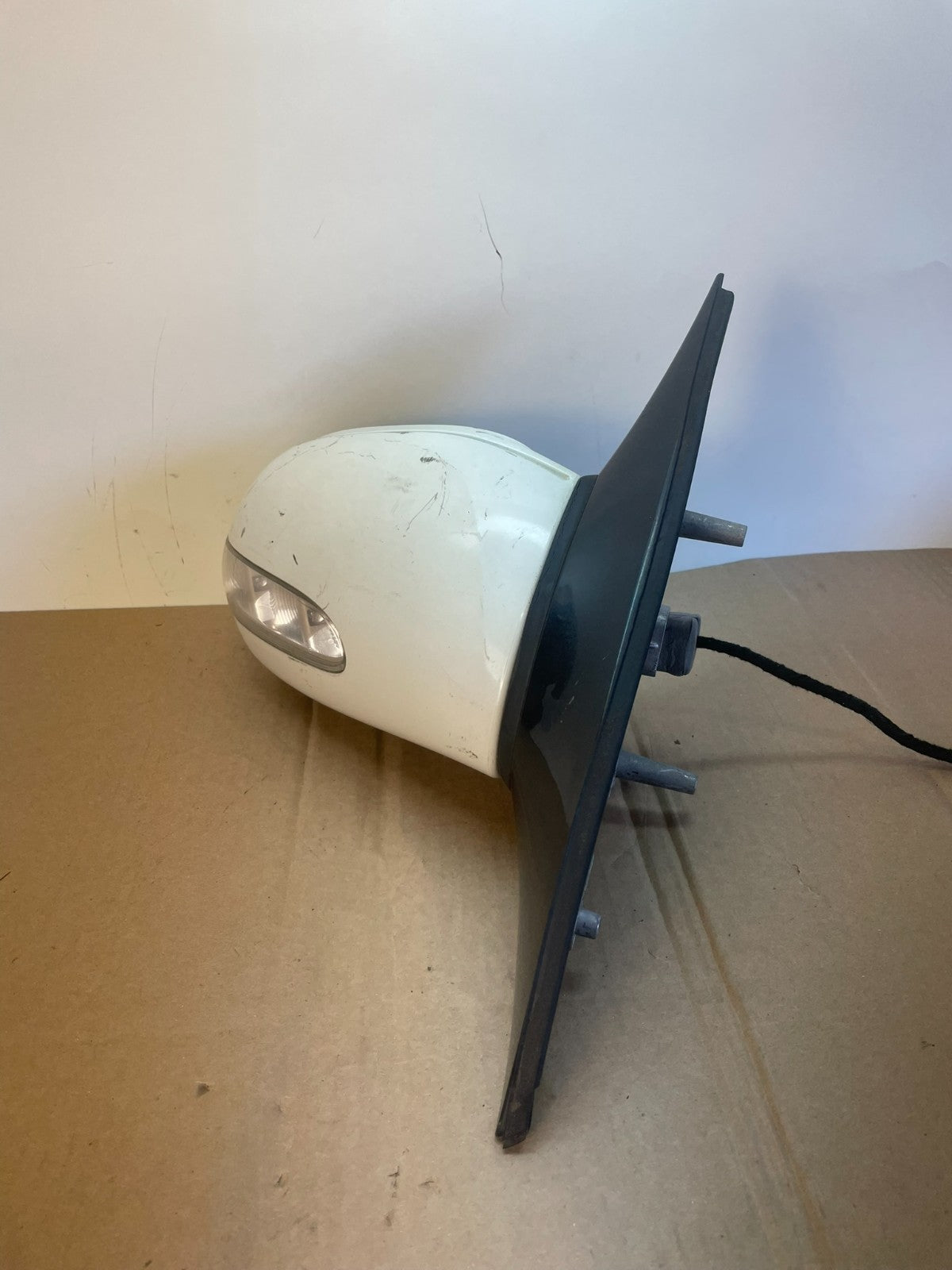 2006-2010 Mercedes-Benz R-Class R350 R500 Right Passenger Door Mirror AG7807 DW1