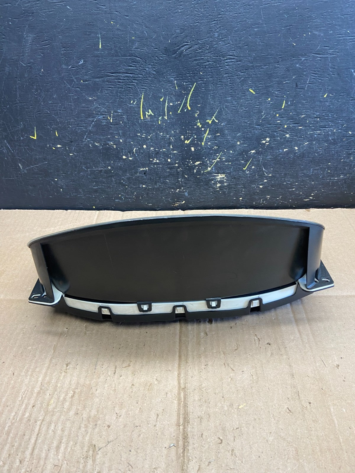 2013 to 2017 Chevrolet Express Speedometer Cluster Gauge OEM  AA8014 DG4