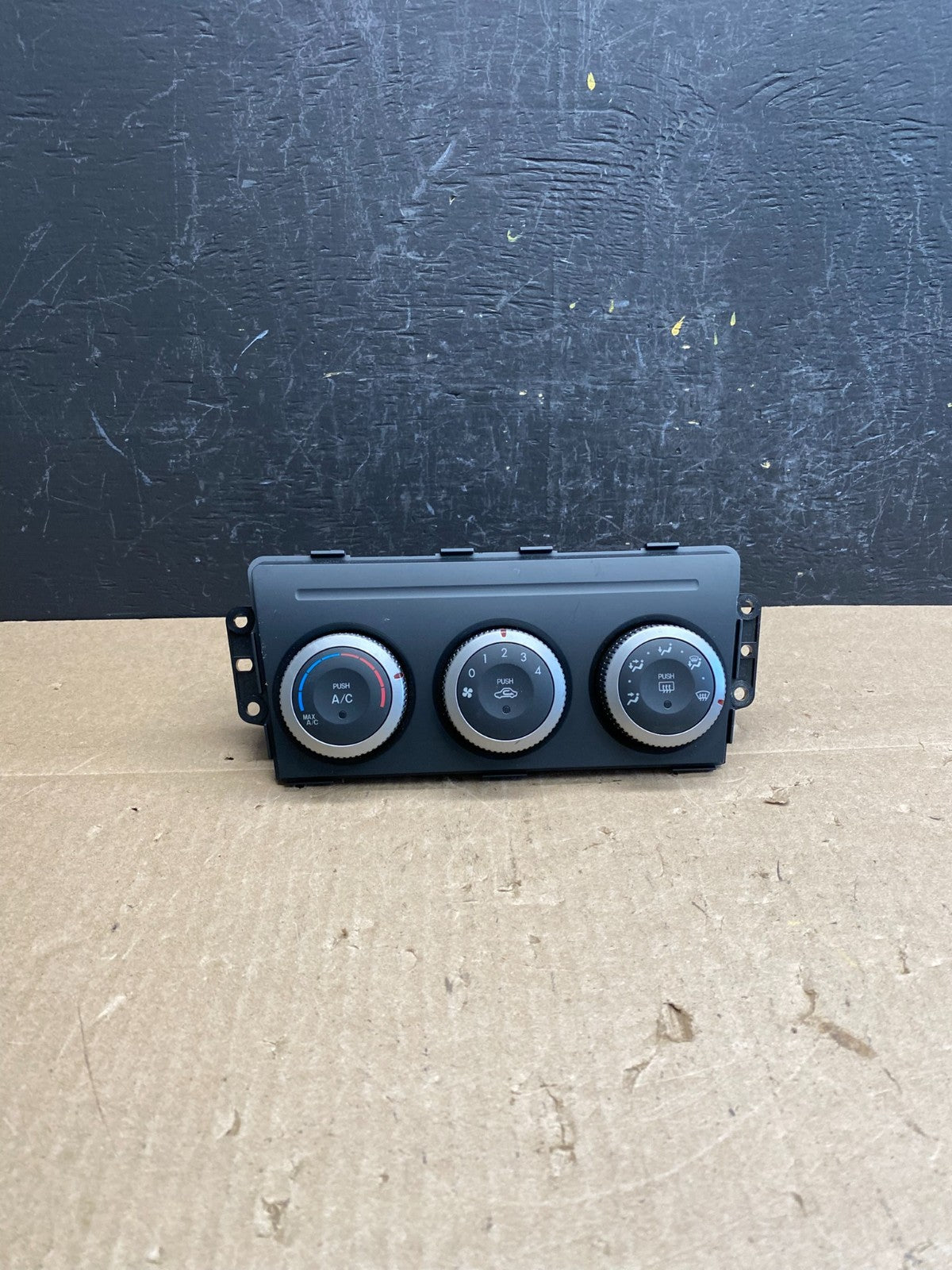 2009 - 2013 Mazda 6 A/C Manual Climate Control Panel AC6416 DG0