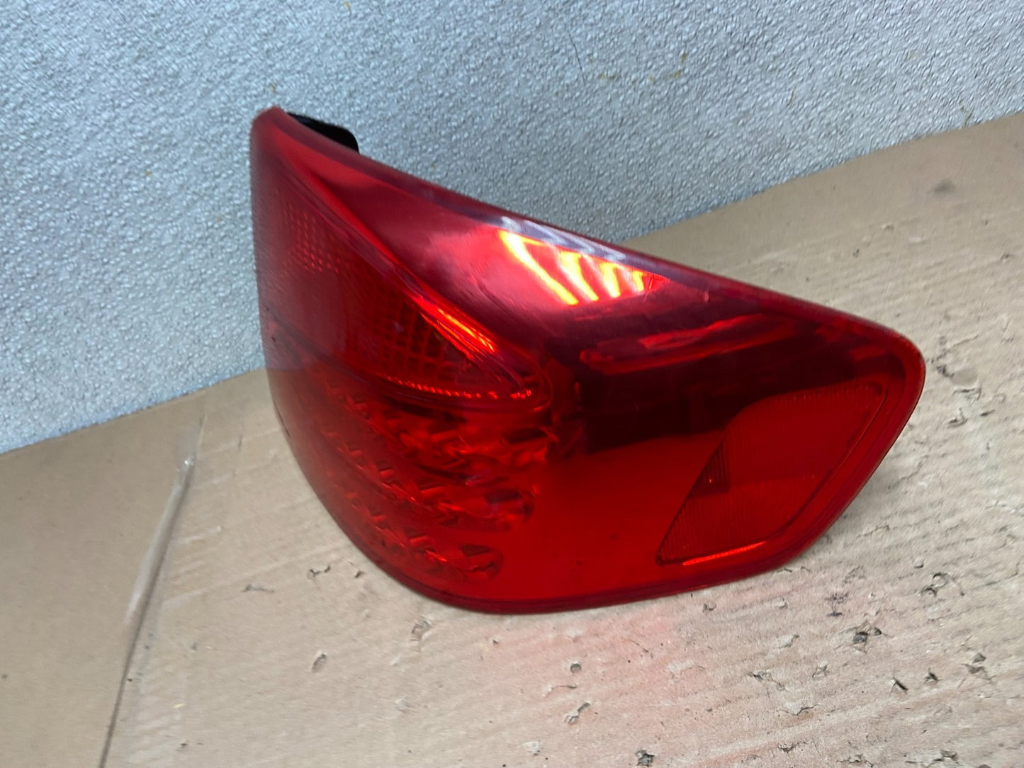 2003 to 2004 Infiniti G35 Right Passenger Rh Side Tail Light OEM AA9448 LK1