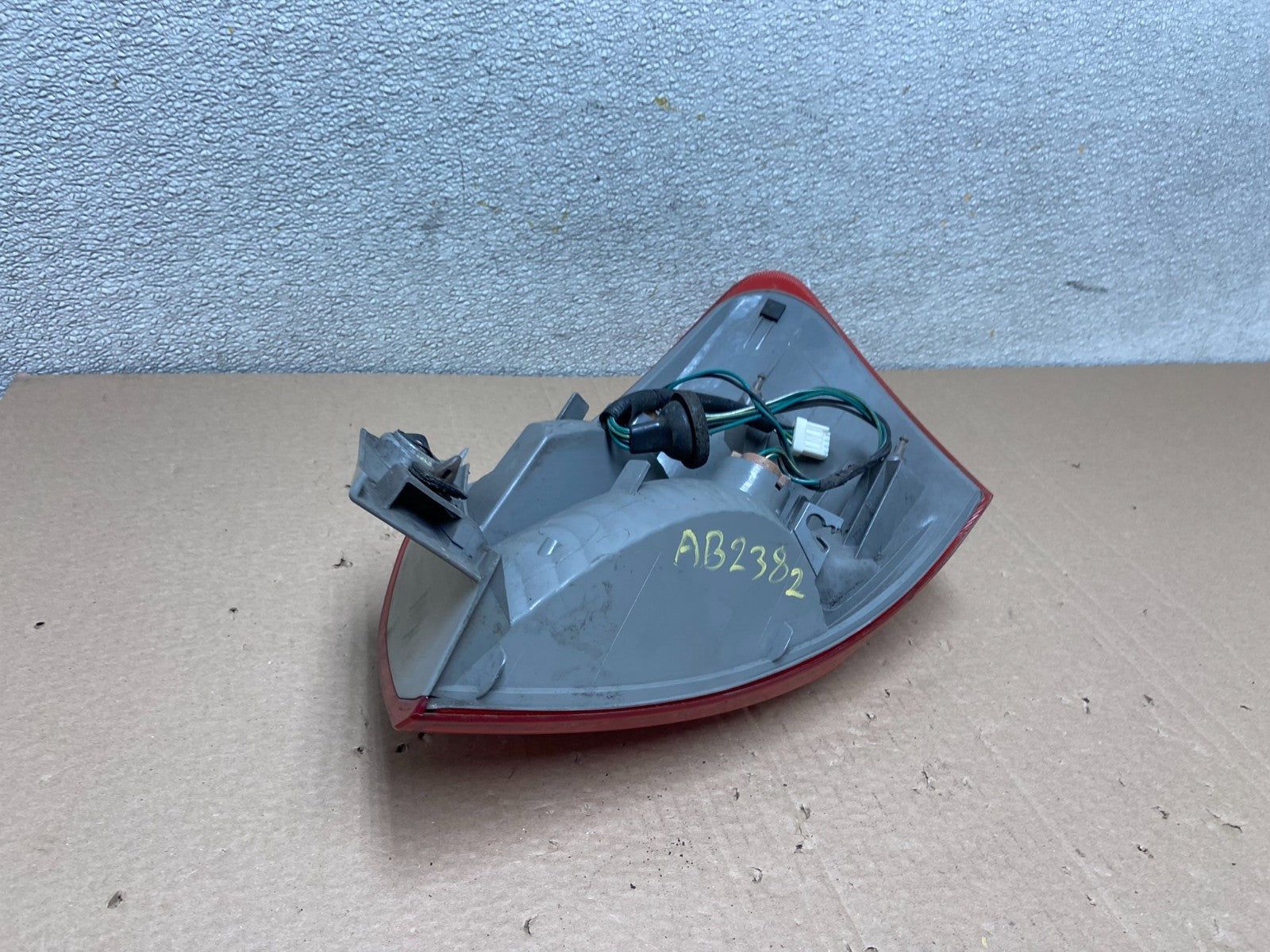 2008 to 2015 Nissan Rogue Left Driver Lh Side Tail Light OEM AB2382 LK5