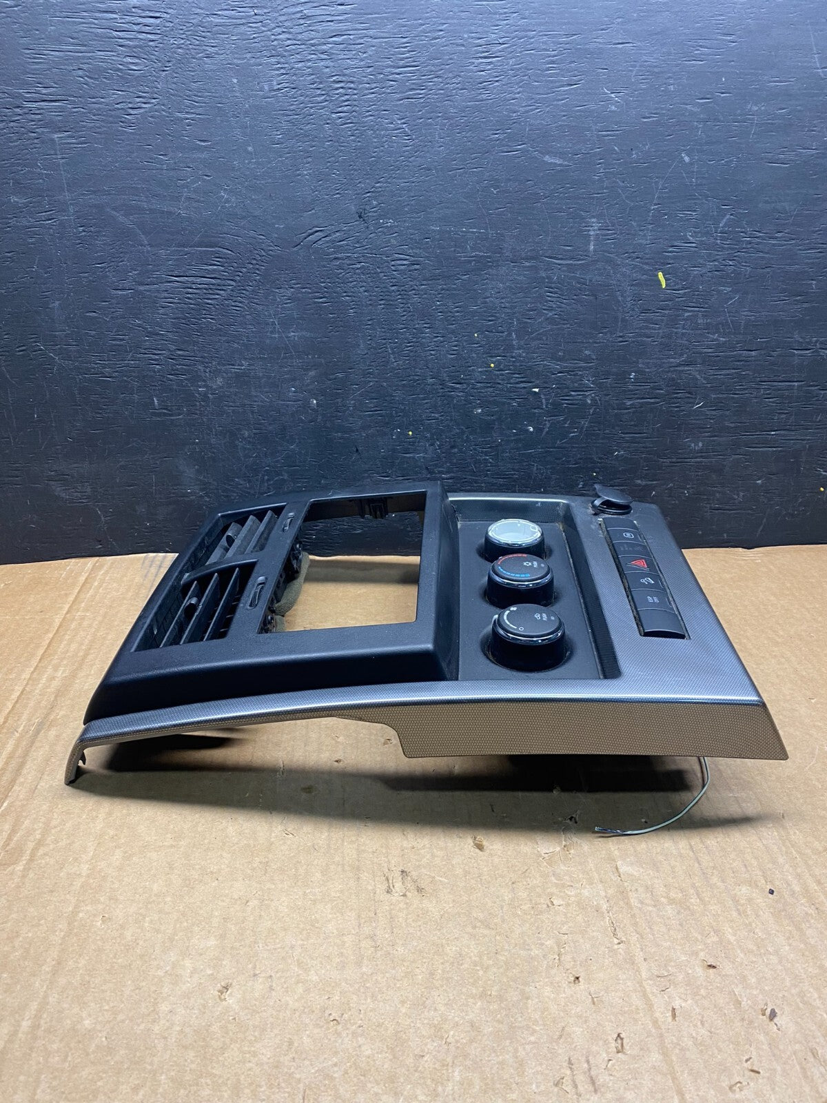 2008 to 2012 Jeep Liberty Dash Climate Temperature Control Radio Bezel OEM i47865