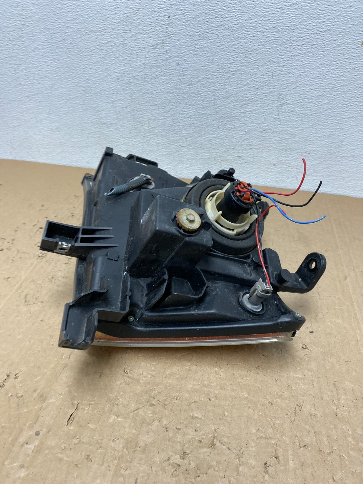 2005-2015 Nissan Xterra Right Passenger RH Headlight AC6085 DW6