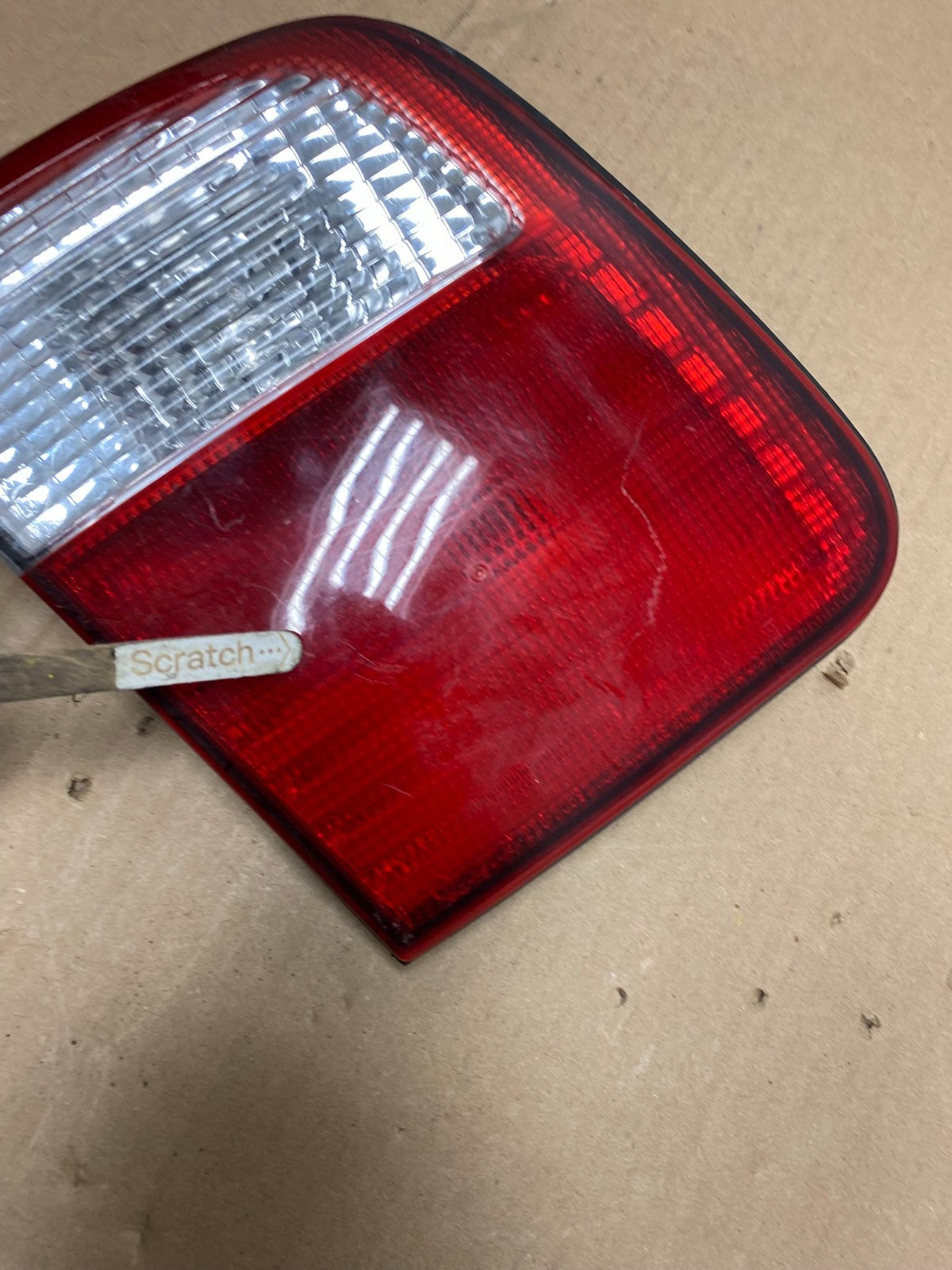 2001 2002 Subaru Forester Left Driver Inner Lid Mounted Tail Light Oem U7054 DW3