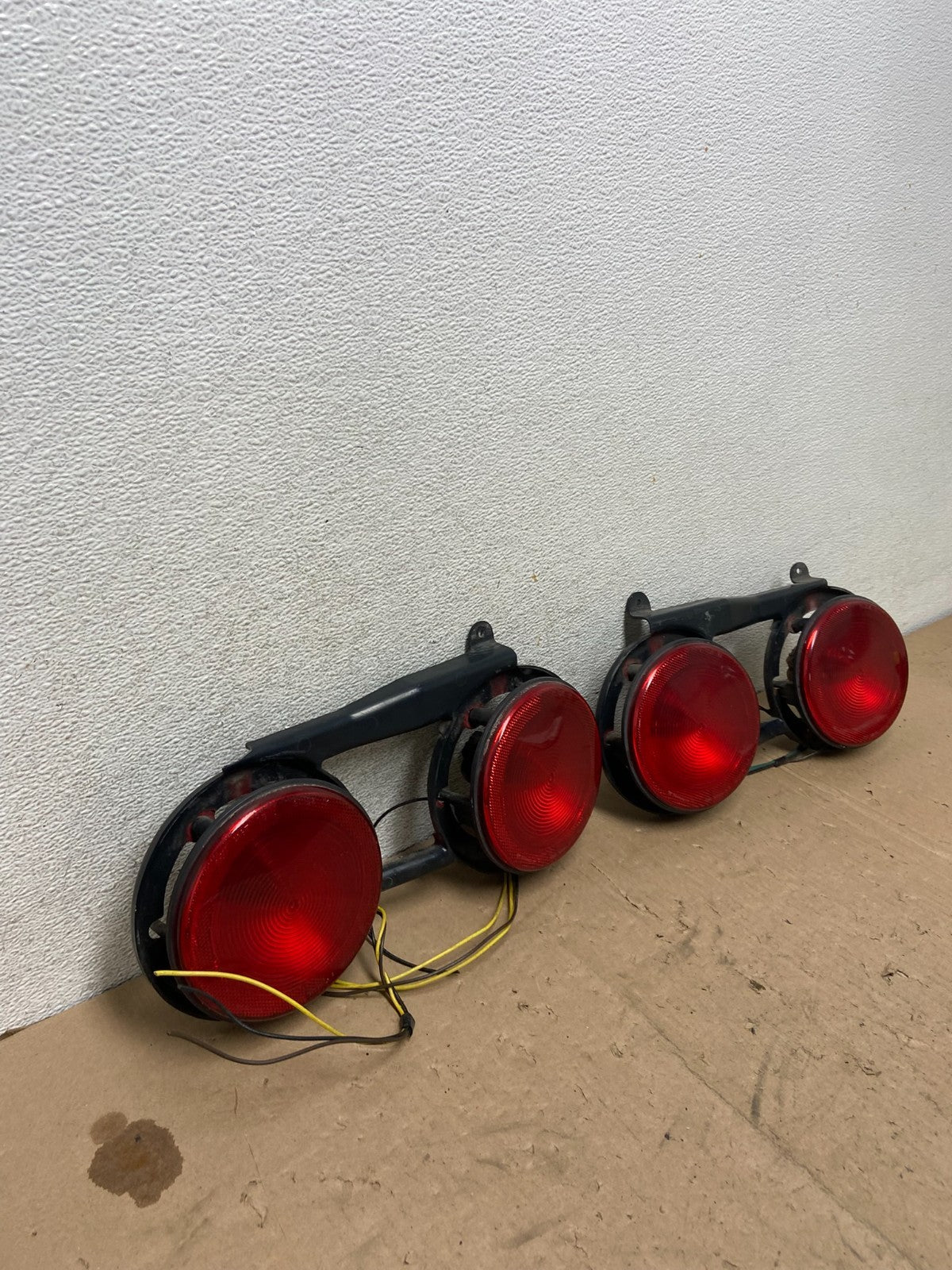 1984-1987 Chevrolet C4 Corvette Left+Right Tail Lights AG5469 DW1
